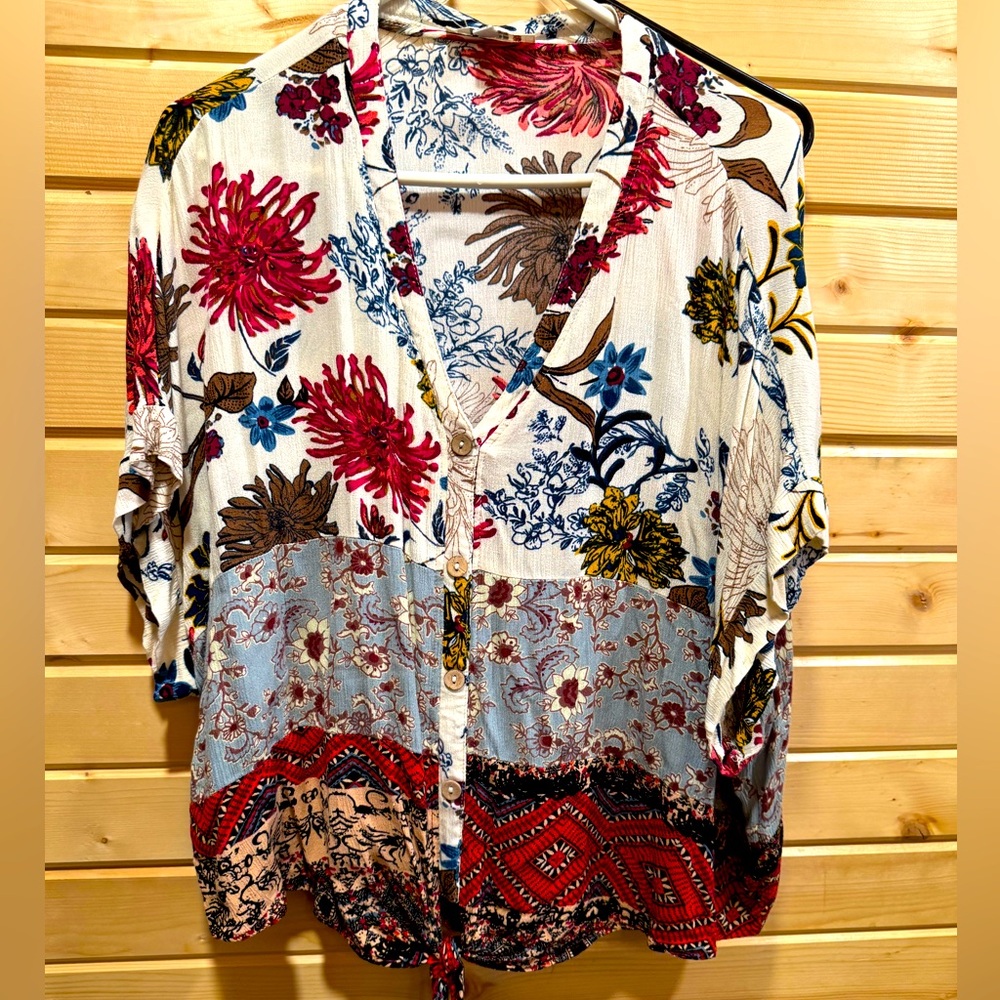 Umgee Xl floral rayon top